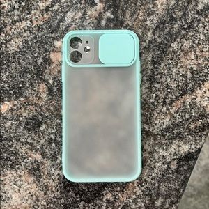 NEW iPhone 11 case no scratches or marks
